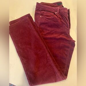 Calvin Klein Women’s Jeans Burgundy Corduroy Skinny Jeans. Size 14